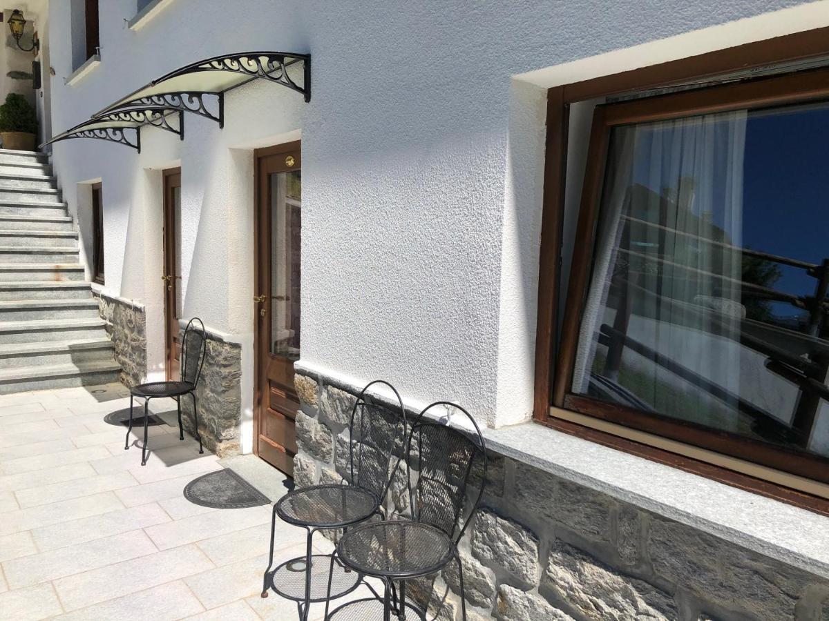 Affittacamere Buenavista Guest House Champoluc Εξωτερικό φωτογραφία