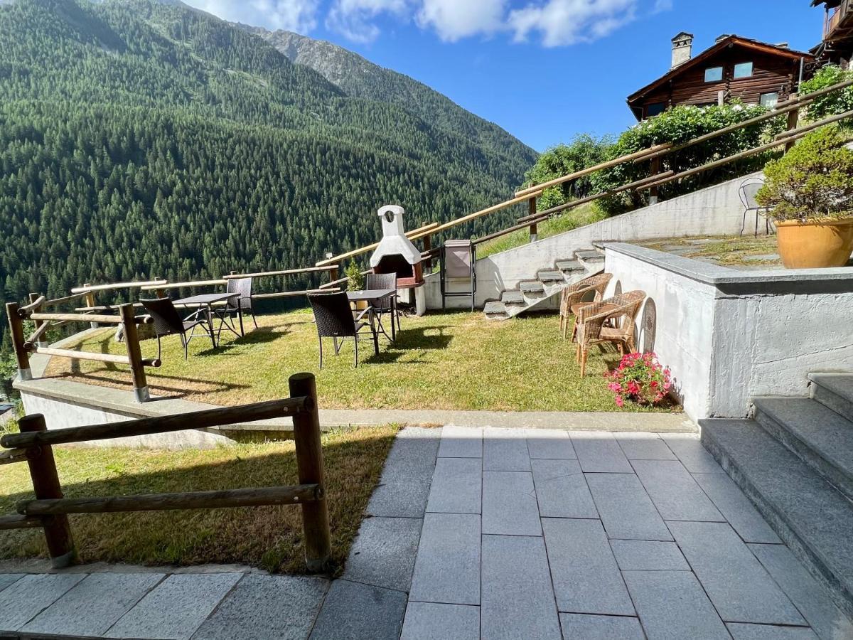 Affittacamere Buenavista Guest House Champoluc Εξωτερικό φωτογραφία