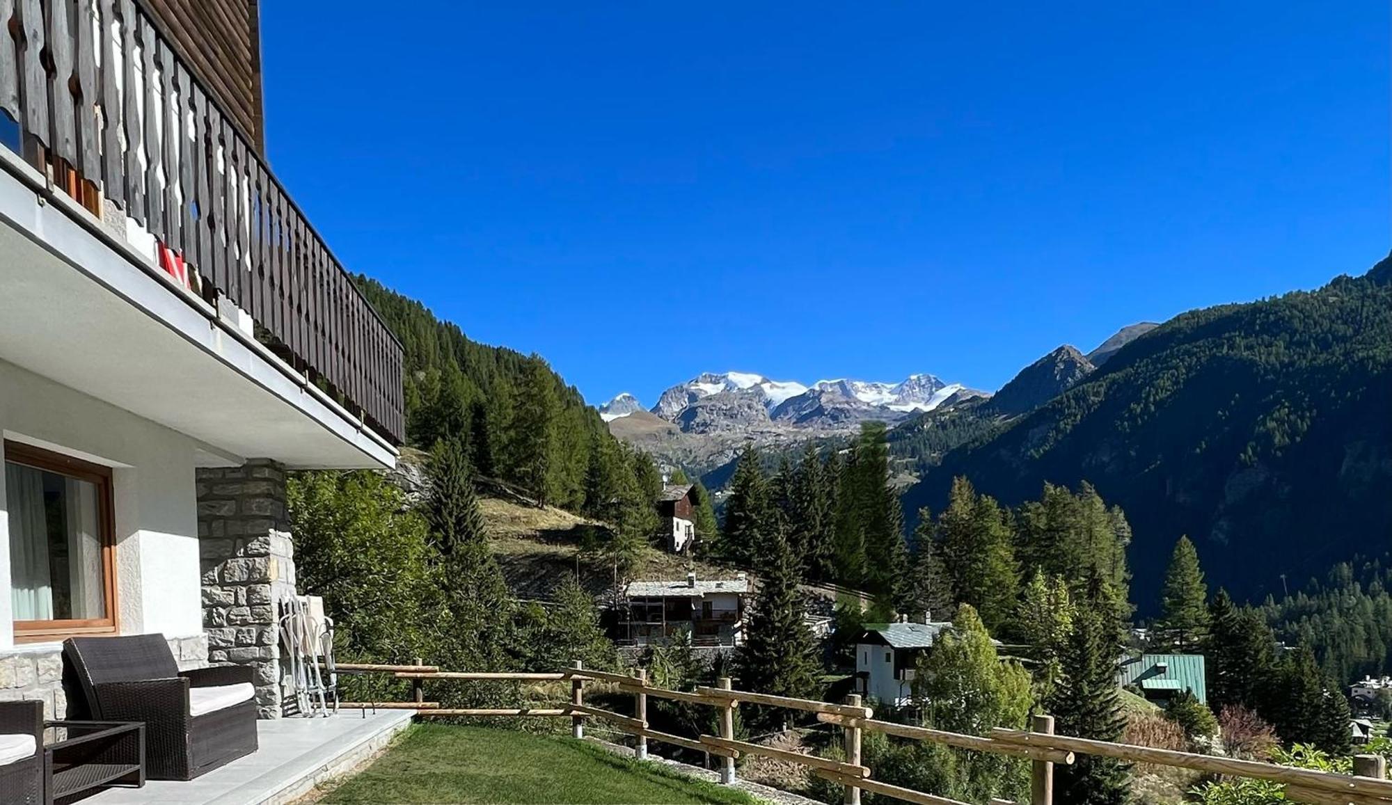 Affittacamere Buenavista Guest House Champoluc Εξωτερικό φωτογραφία