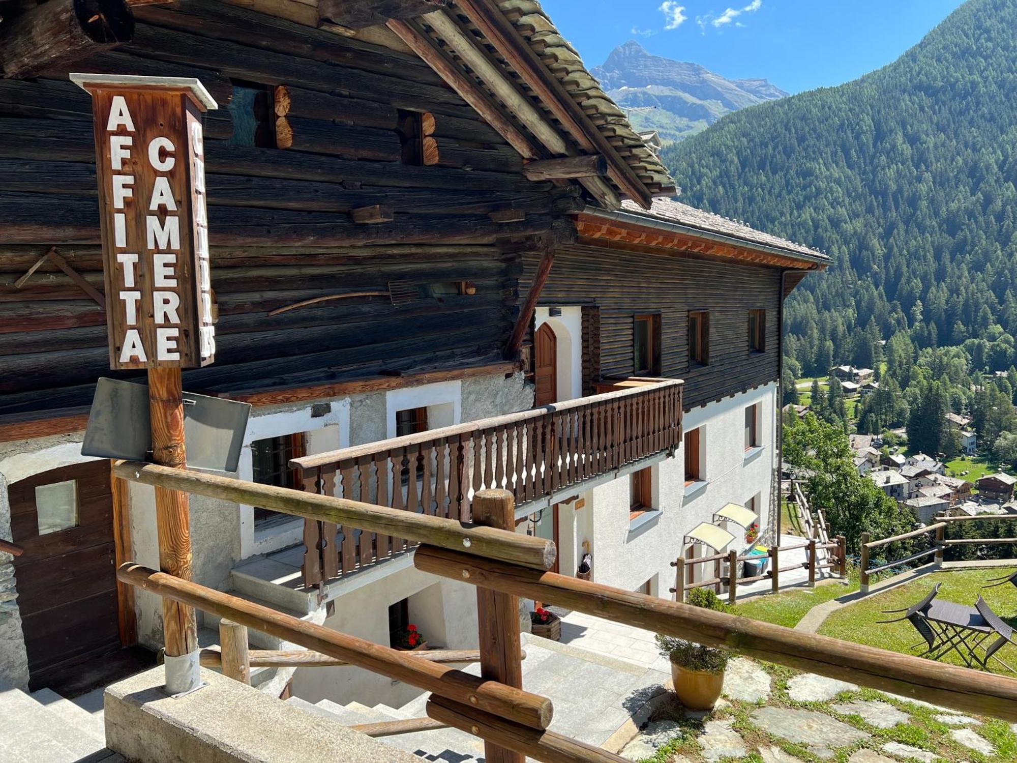 Affittacamere Buenavista Guest House Champoluc Εξωτερικό φωτογραφία